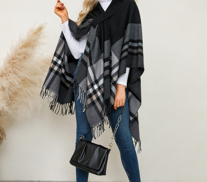 Fringe Contrast Plaid Poncho