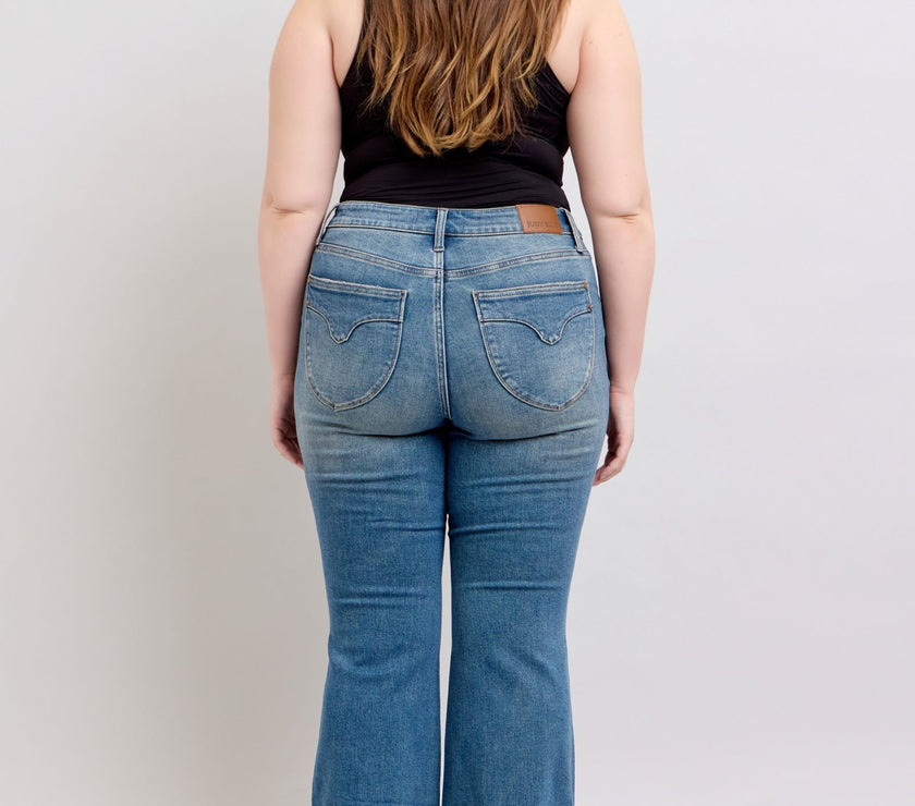 b2c02a7e-16c7-48b9-9793-4ec8a1bc7795-Max