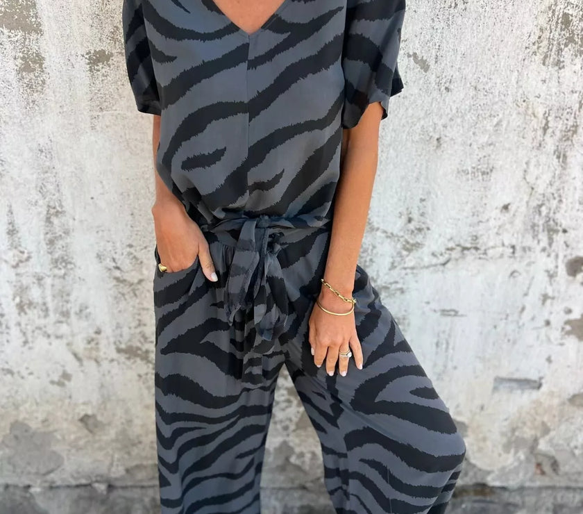 b8612f97510b4cb79dcf93e514a1bca0-Max-Origin