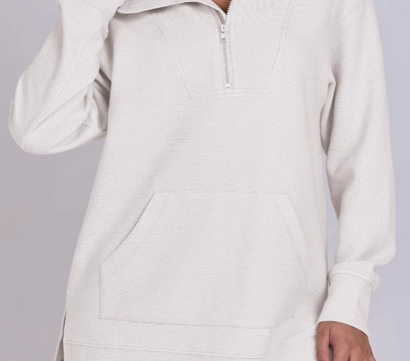 ฺHigh-Low Quarter Zip Long Sleeve Sweatshirt