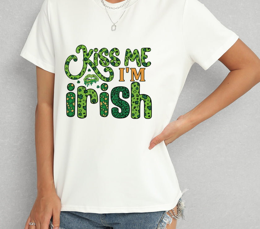KISS ME I'M IRISH Round Neck T-Shirt
