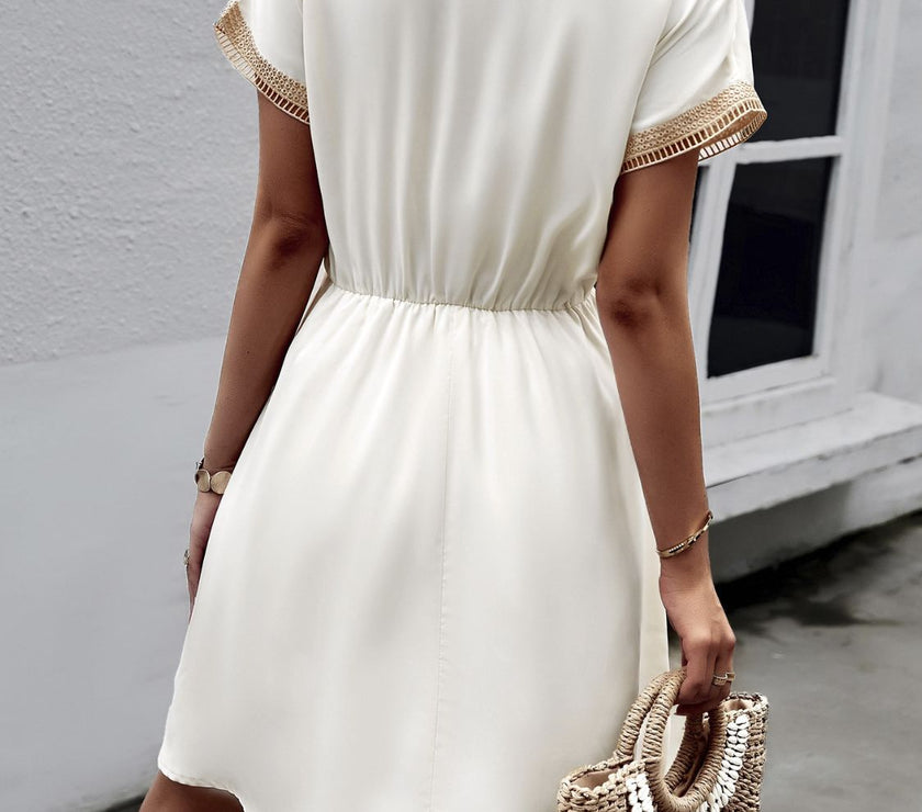 Devine Contrast Trim V-Neck Short Sleeve Mini Dress