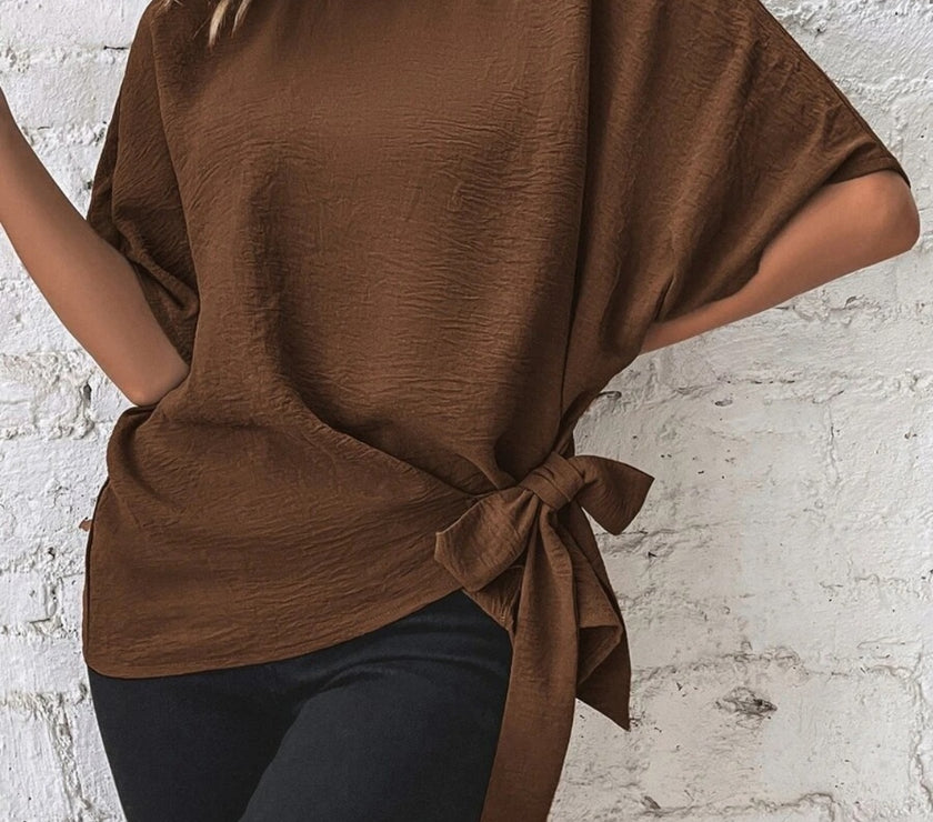 Knotted Round Neck Half Sleeve Blouse
