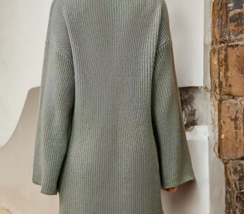 c6dfb9175f00490fb60fb84c57d41fa4-Max