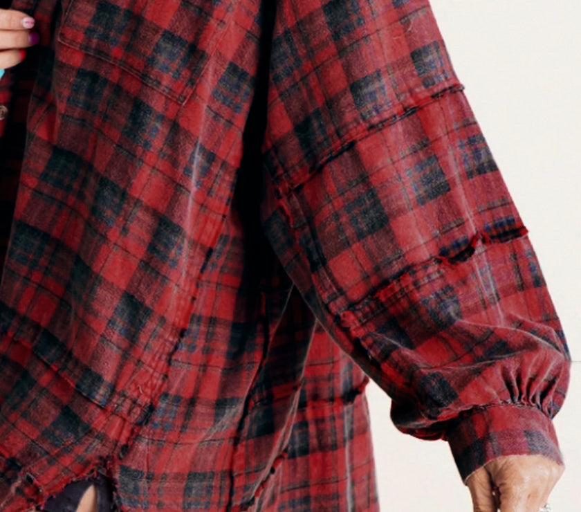 Exposed Seam Plaid Collared Neck Long Sleeve Shirt