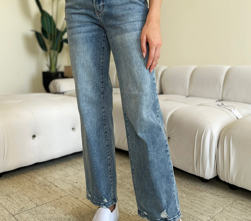 Judy Blue Full Size Mid Rise Distressed Straight Jeans