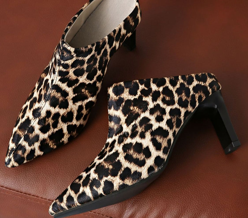 PU Leather Leopard Point Toe Pumps