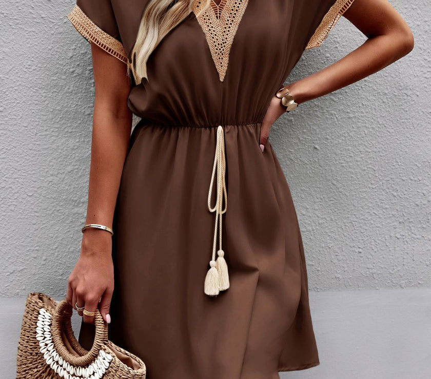 Devine Contrast Trim V-Neck Short Sleeve Mini Dress