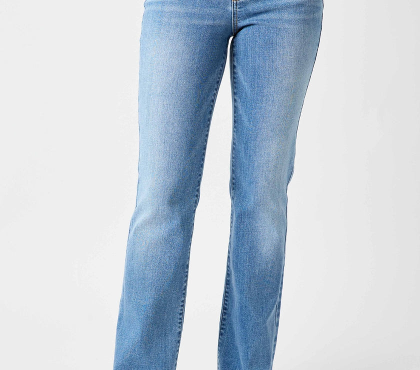 Judy Blue Full Size Mid-Rise Waist Straight Jeans
