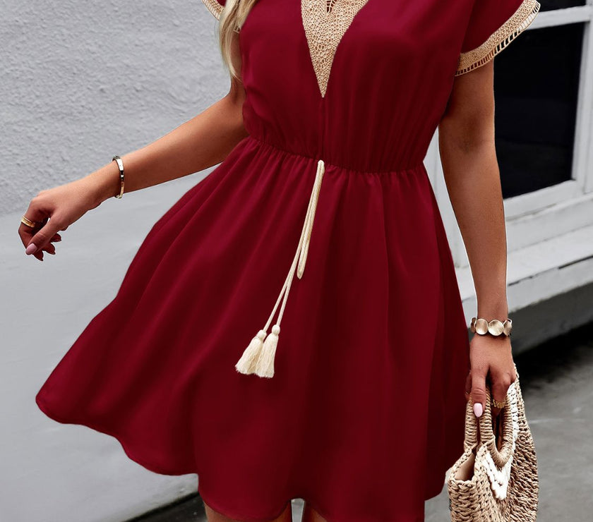 Devine Contrast Trim V-Neck Short Sleeve Mini Dress