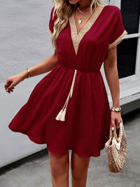 Devine Contrast Trim V-Neck Short Sleeve Mini Dress