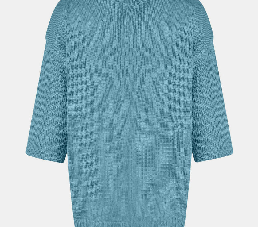 V-Neck Three-Quarter Sleeve Knit Top