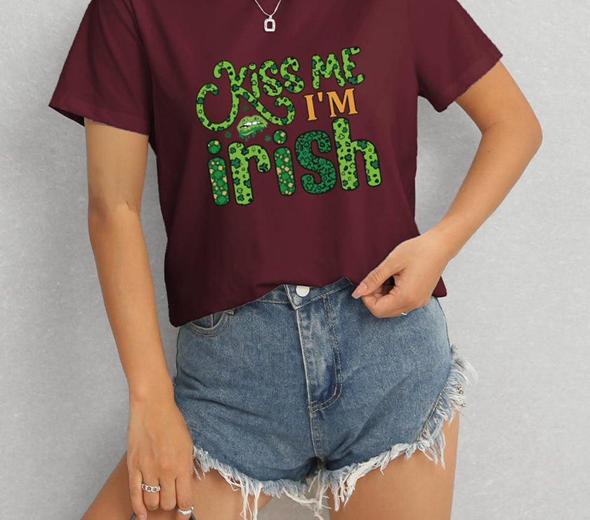 KISS ME I'M IRISH Round Neck T-Shirt