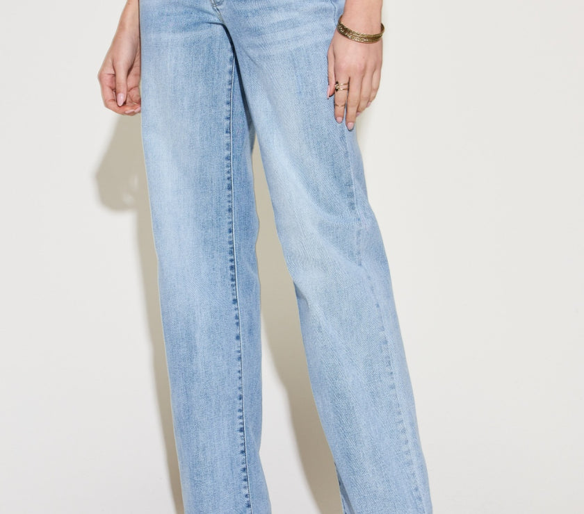 Judy Blue Full Size V Front Waistband Straight Jeans