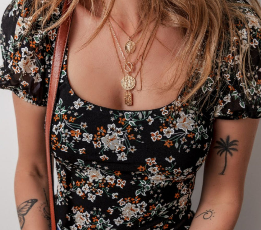 Printed Scoop Neck Short Sleeve Bodysuit