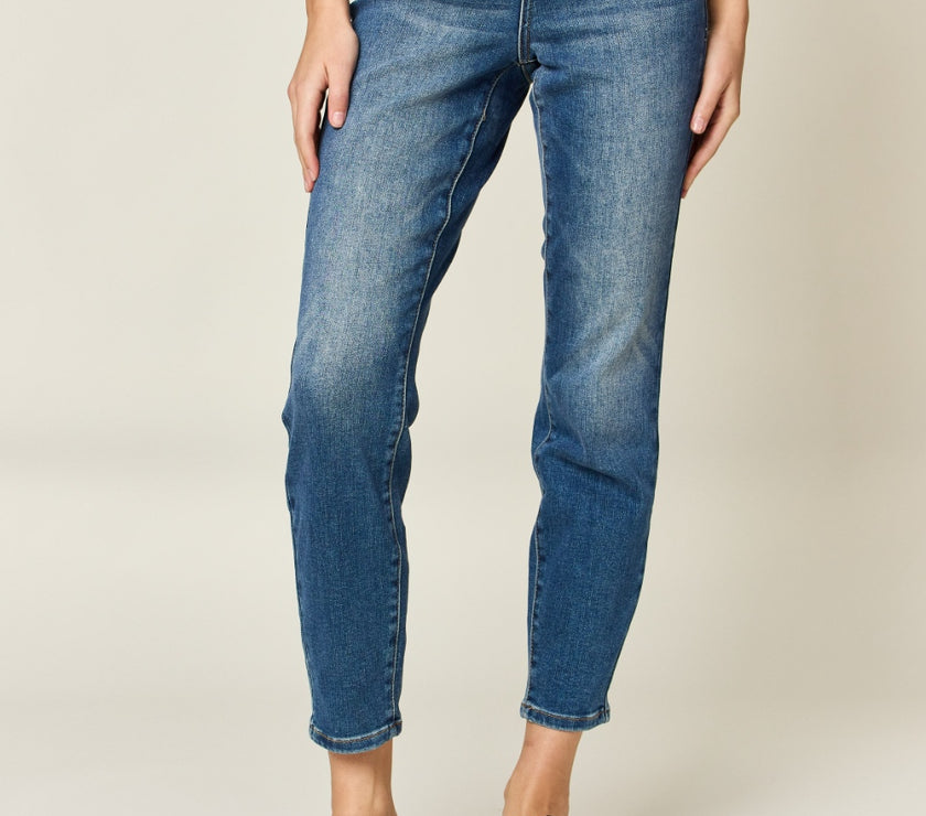 Judy Blue Full Size Tummy Control High Waist Slim Jeans