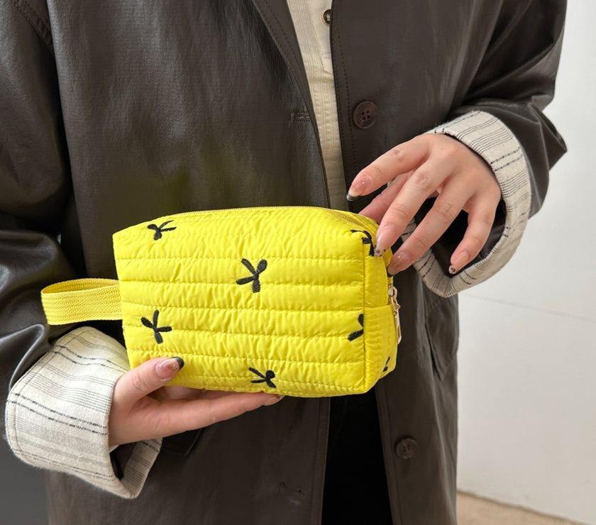 Texture Contrast Bow Wristlet