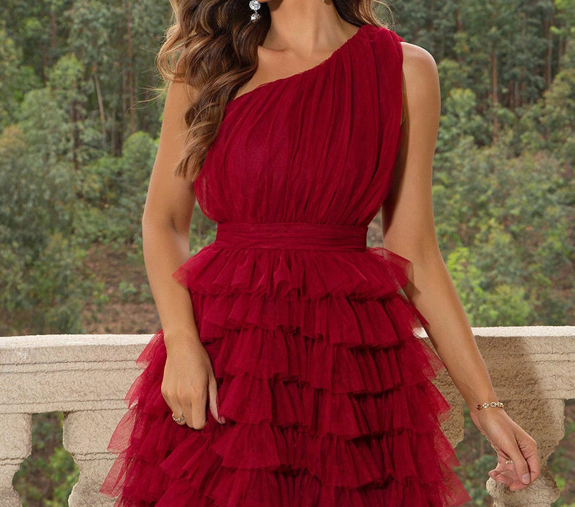 One-Shoulder Sleeveless Dress