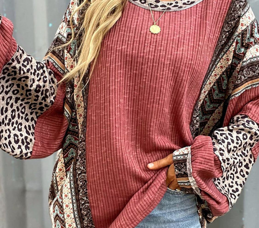Leopard Round Neck Long Sleeve Sweatshirt