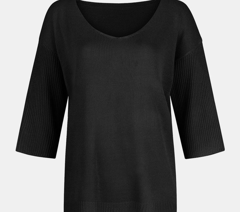 V-Neck Three-Quarter Sleeve Knit Top
