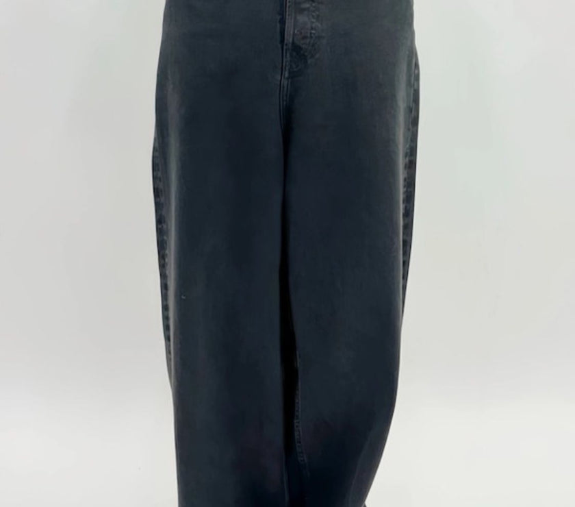 f8c02da3-9709-44ac-9dd0-3b0f4dcb86d5-Max