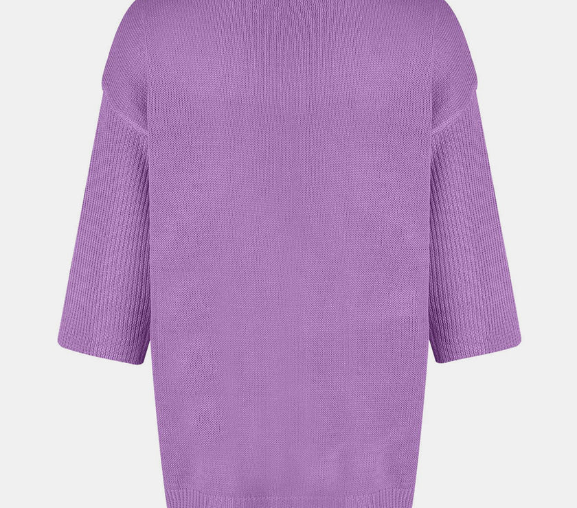 V-Neck Three-Quarter Sleeve Knit Top