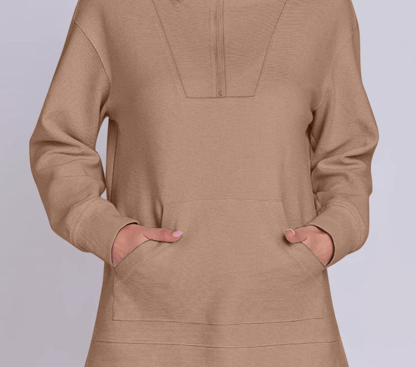 ฺHigh-Low Quarter Zip Long Sleeve Sweatshirt