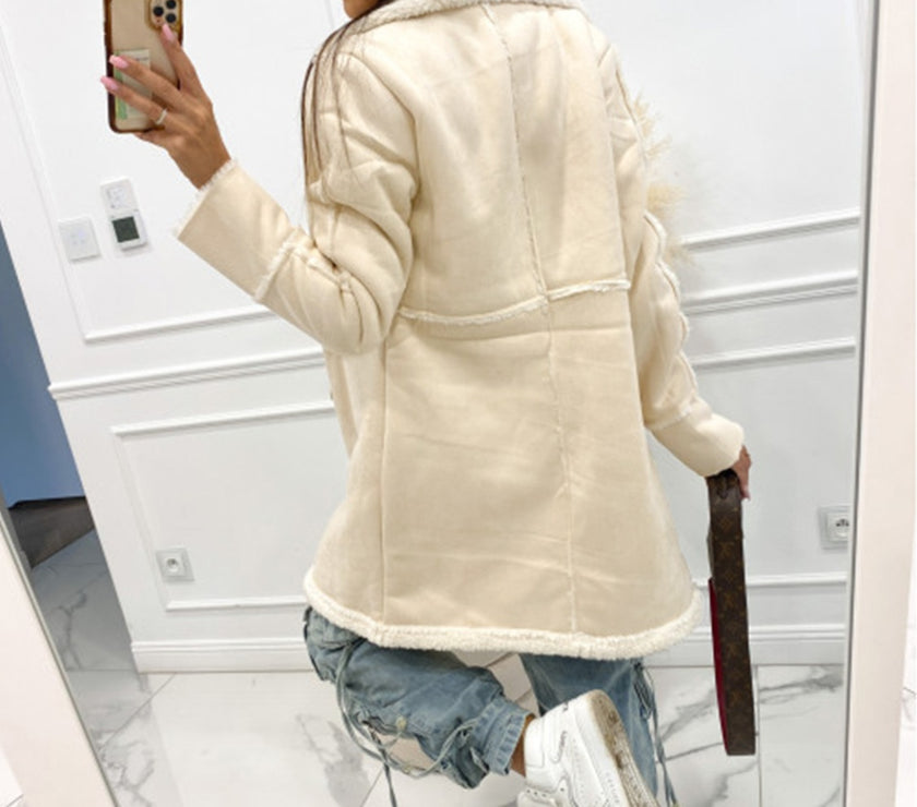 Lapel Collar Exposed Seam Buttoned Coat